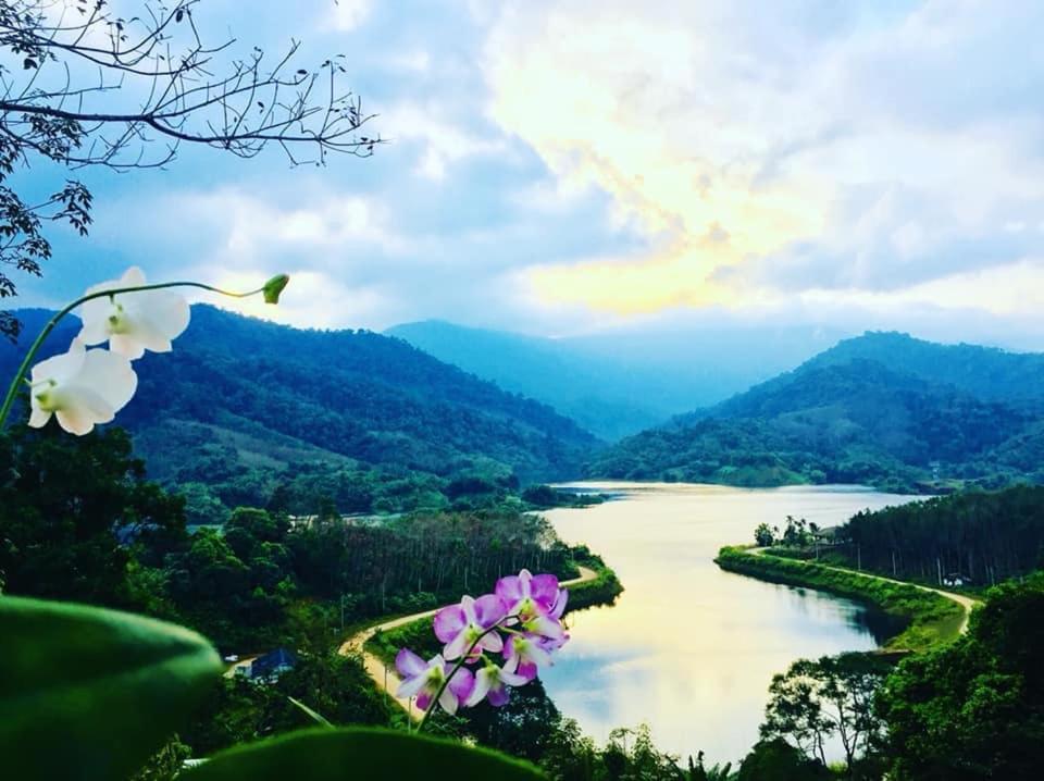 Baanhatsompaen Homestay Ранонг Экстерьер фото