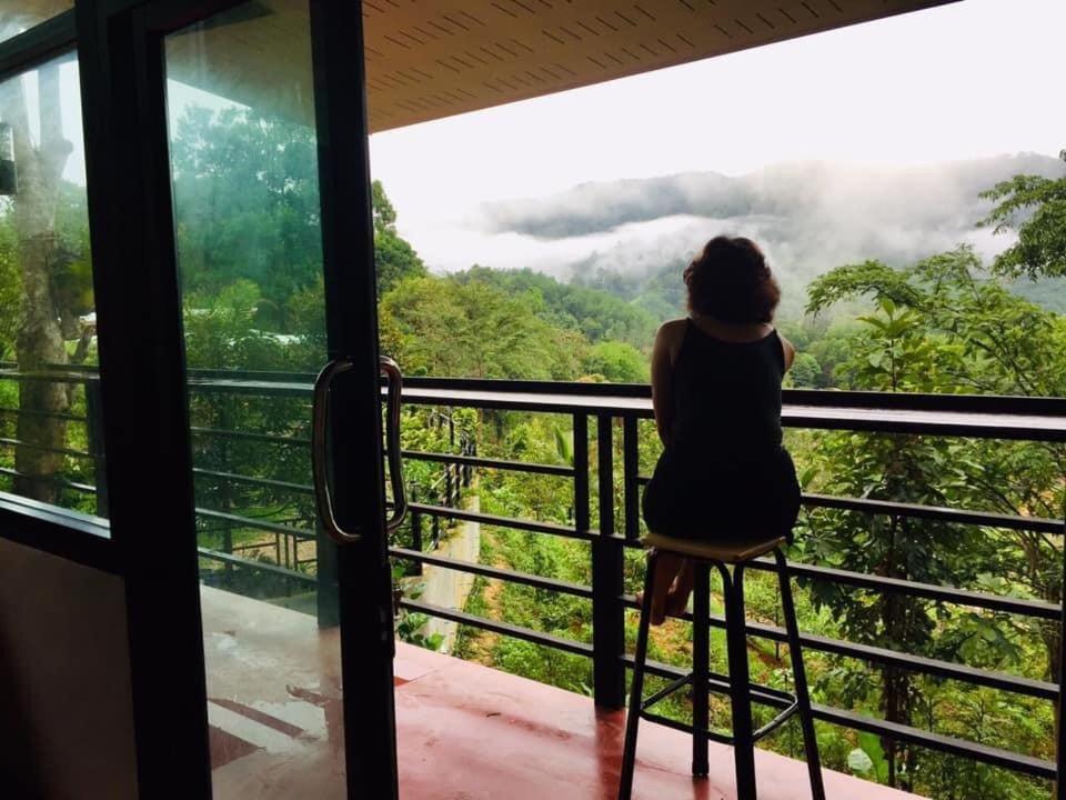 Baanhatsompaen Homestay Ранонг Экстерьер фото