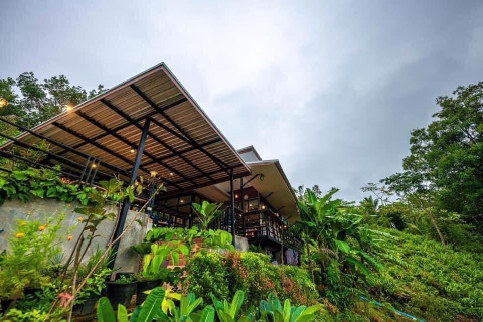 Baanhatsompaen Homestay Ранонг Экстерьер фото