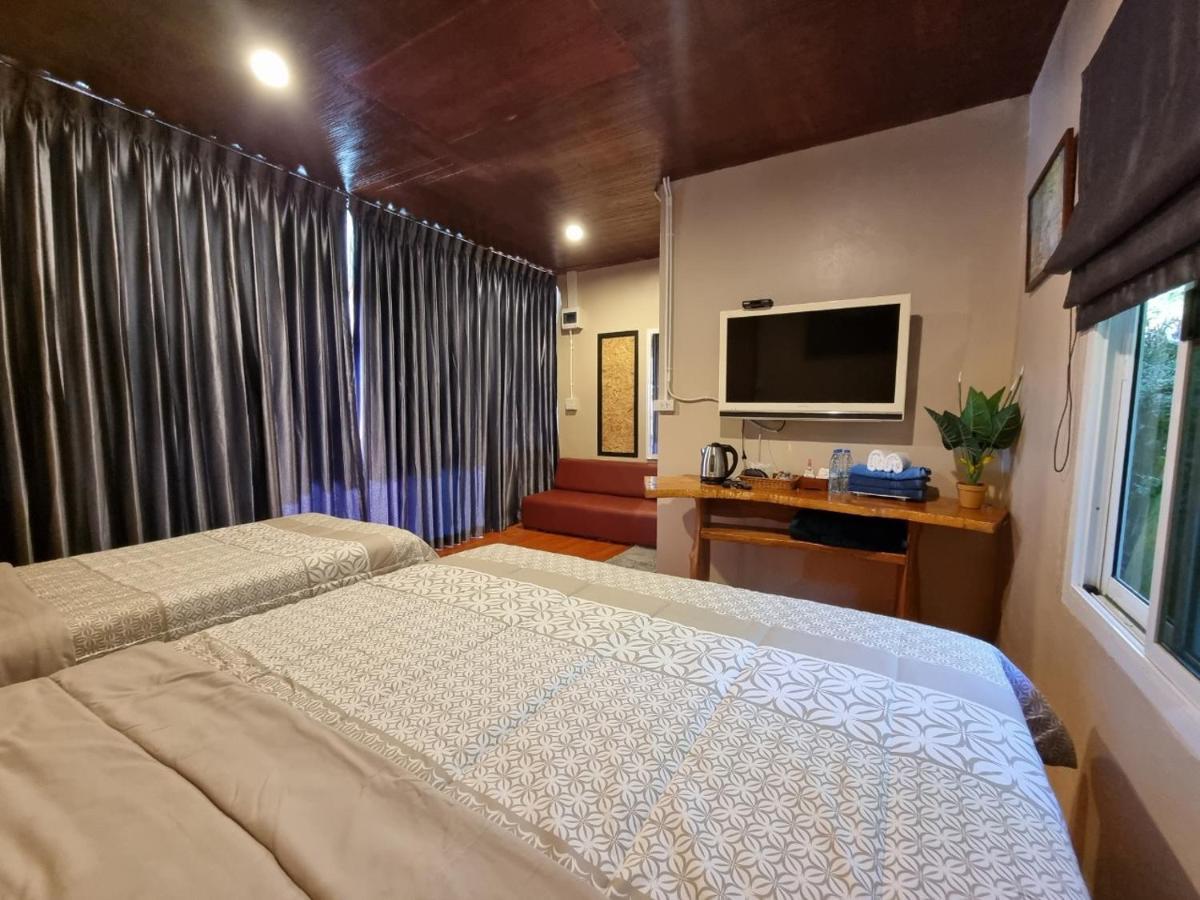 Baanhatsompaen Homestay Ранонг Экстерьер фото